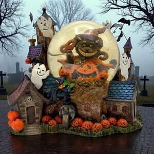 Spooky Halloween Waterglobe Flashing Lights Ghost Sound Scary House Pumpkin Bats